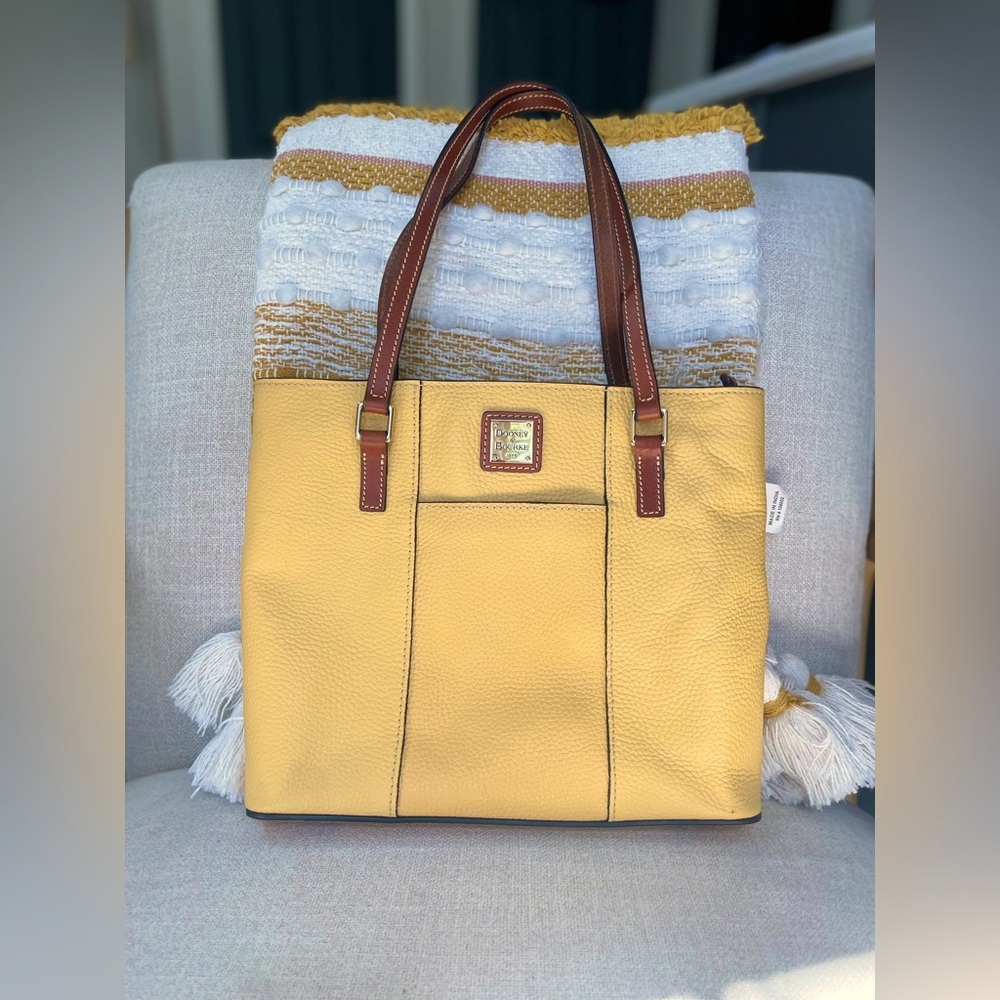 Dooney and Bourke Pebble Grain Shopper